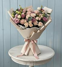 Букет цветов из:  Розы и Лизиантусы в Красные Ткачи