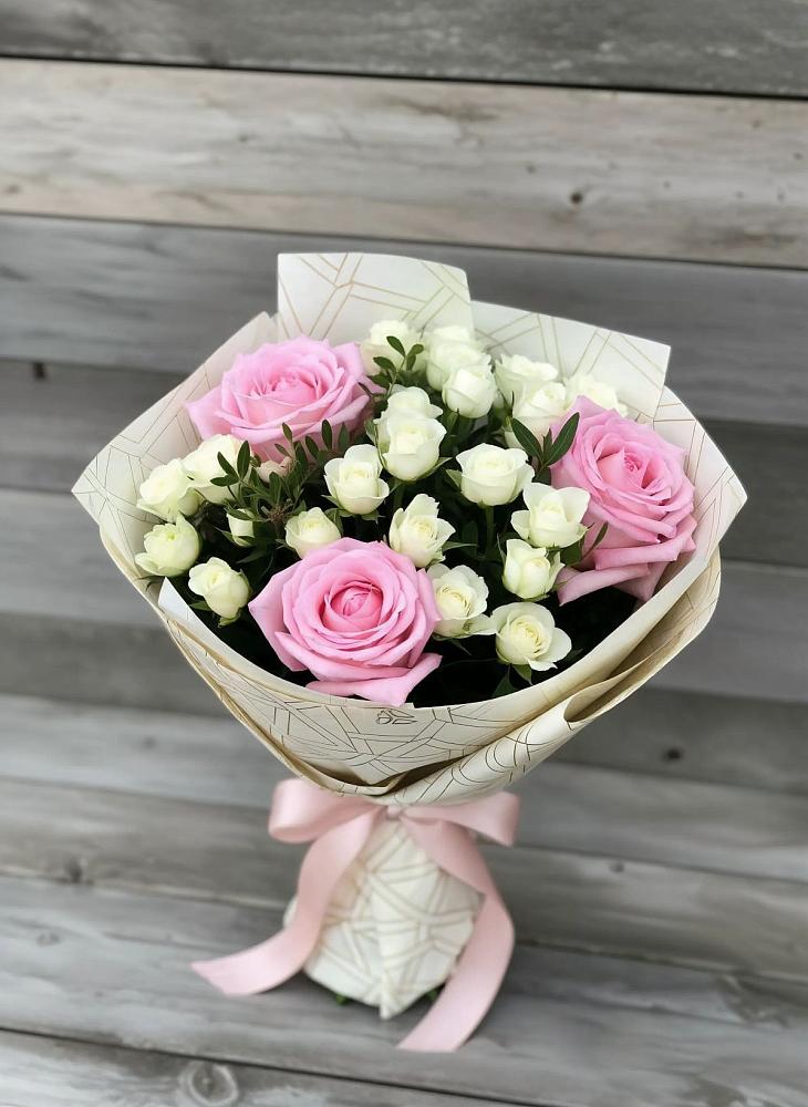 Букет цветов из: Розы в Красные Ткачи