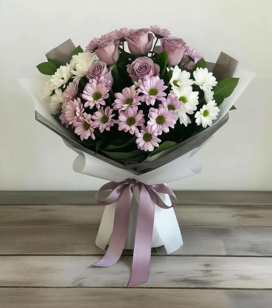 Букет цветов из: Хризантемы и Розы в Красные Ткачи