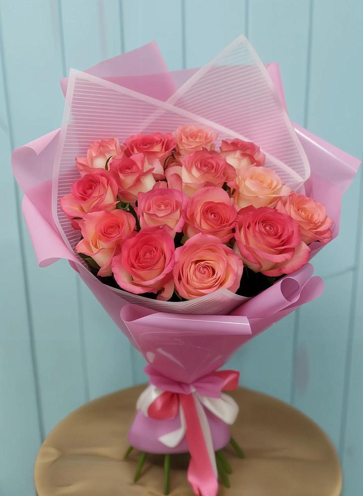Букет 15 Розовых роз Равель в Красные Ткачи