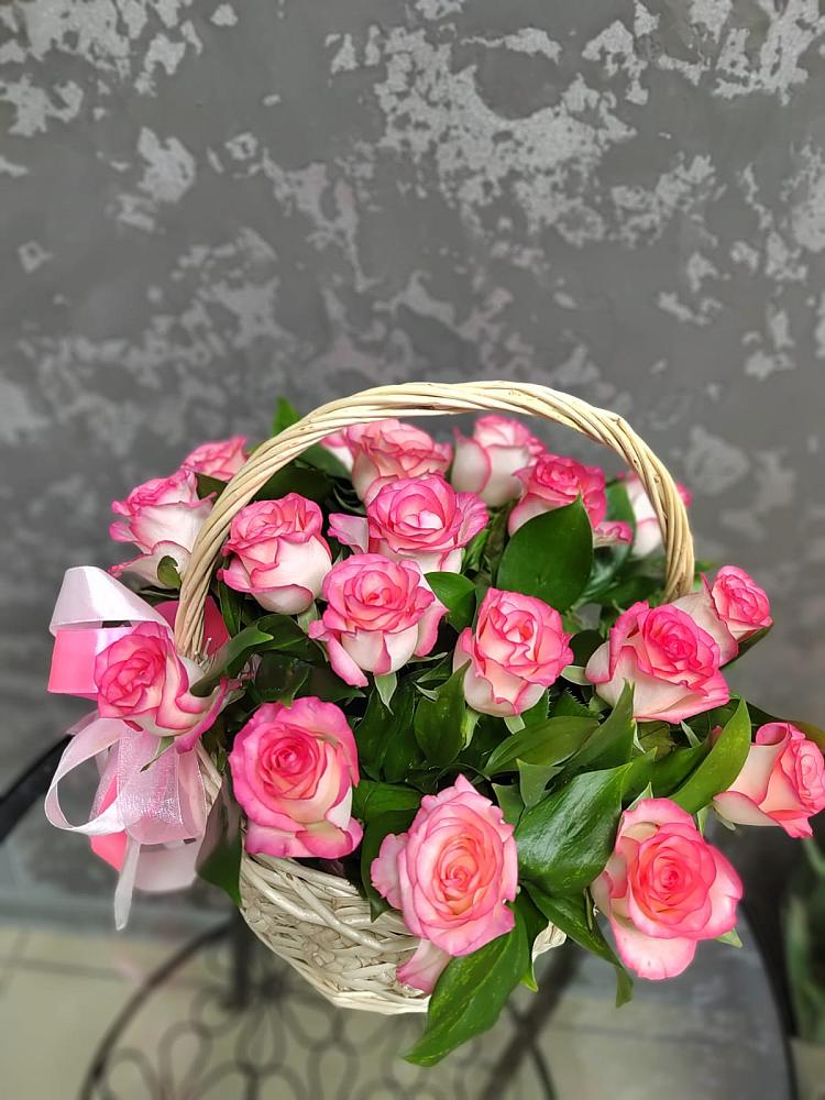 Цветочная композиция из Розы в корзине в Красные Ткачи