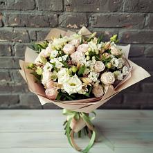 Букет цветов из:  Альстромерии, Розы и Хризантемы в Красные Ткачи