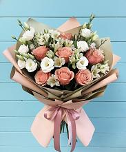 Букет цветов из:  Розы, Альстромерии и Лизиантусы в Красные Ткачи