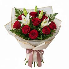 Букет цветов из:  Лилии и Розы в Красные Ткачи