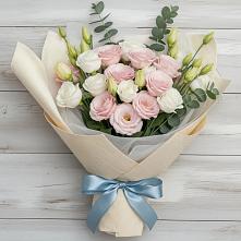 Букет цветов из:  Лизиантусы #REPLACE_PRED# Красные Ткачи