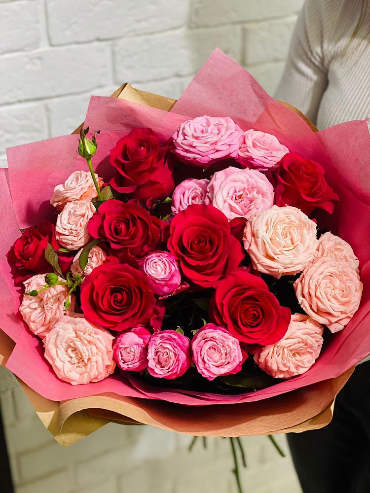 Букет цветов из: Розы в Красные Ткачи