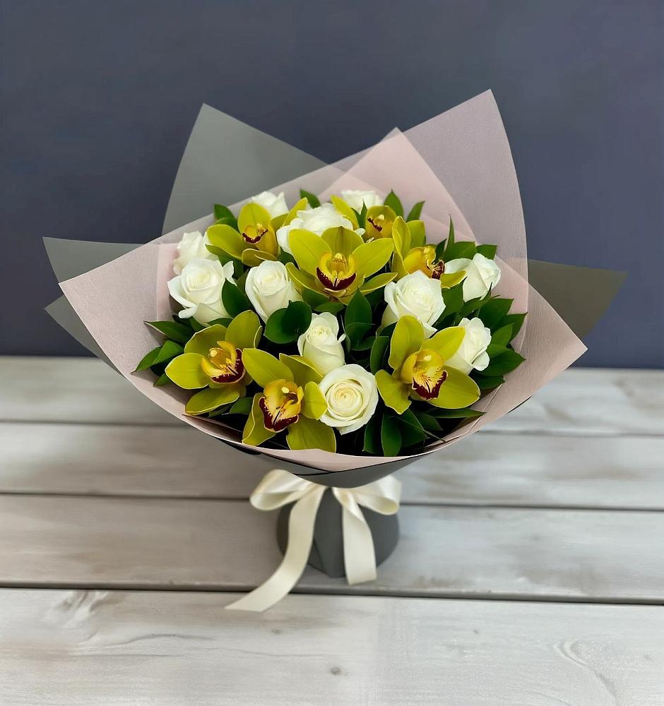 Букет цветов из: Орхидеи и Розы в Красные Ткачи