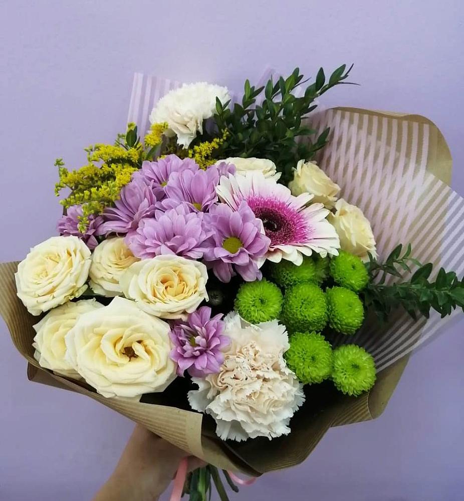 Букет цветов из: Хризантемы, Розы, Гвоздики и Герберы в Красные Ткачи