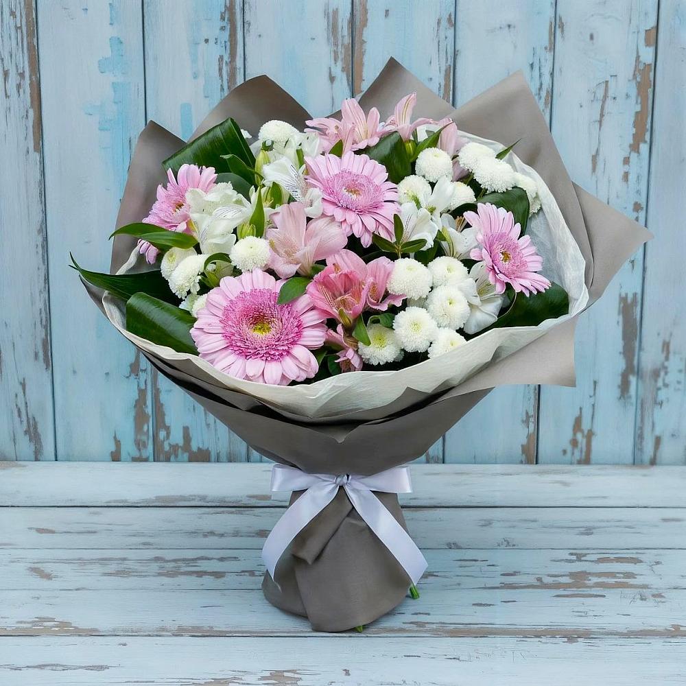 Букет цветов из: Герберы, Альстромерии и Хризантемы в Красные Ткачи