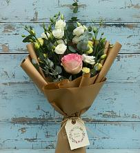 Букет цветов из:  Розы и Лизиантусы в Красные Ткачи