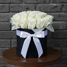 Цветочная композиция из Розы в шляпной коробке в Красные Ткачи